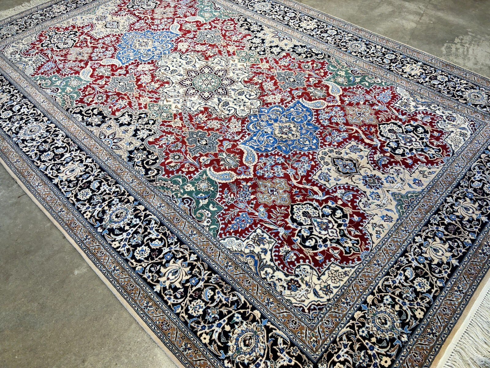 6'8"x10' Very Fine Hand-Knotted Wool & Silk Naine Rug - Area Carpet