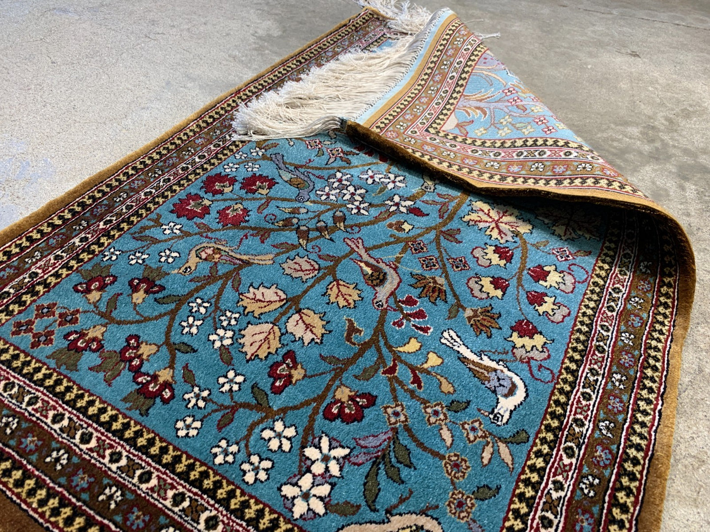 2'1"x3'1" Very Fine Hand-Knotted 100% Silk Tree of Life Kashane Rug