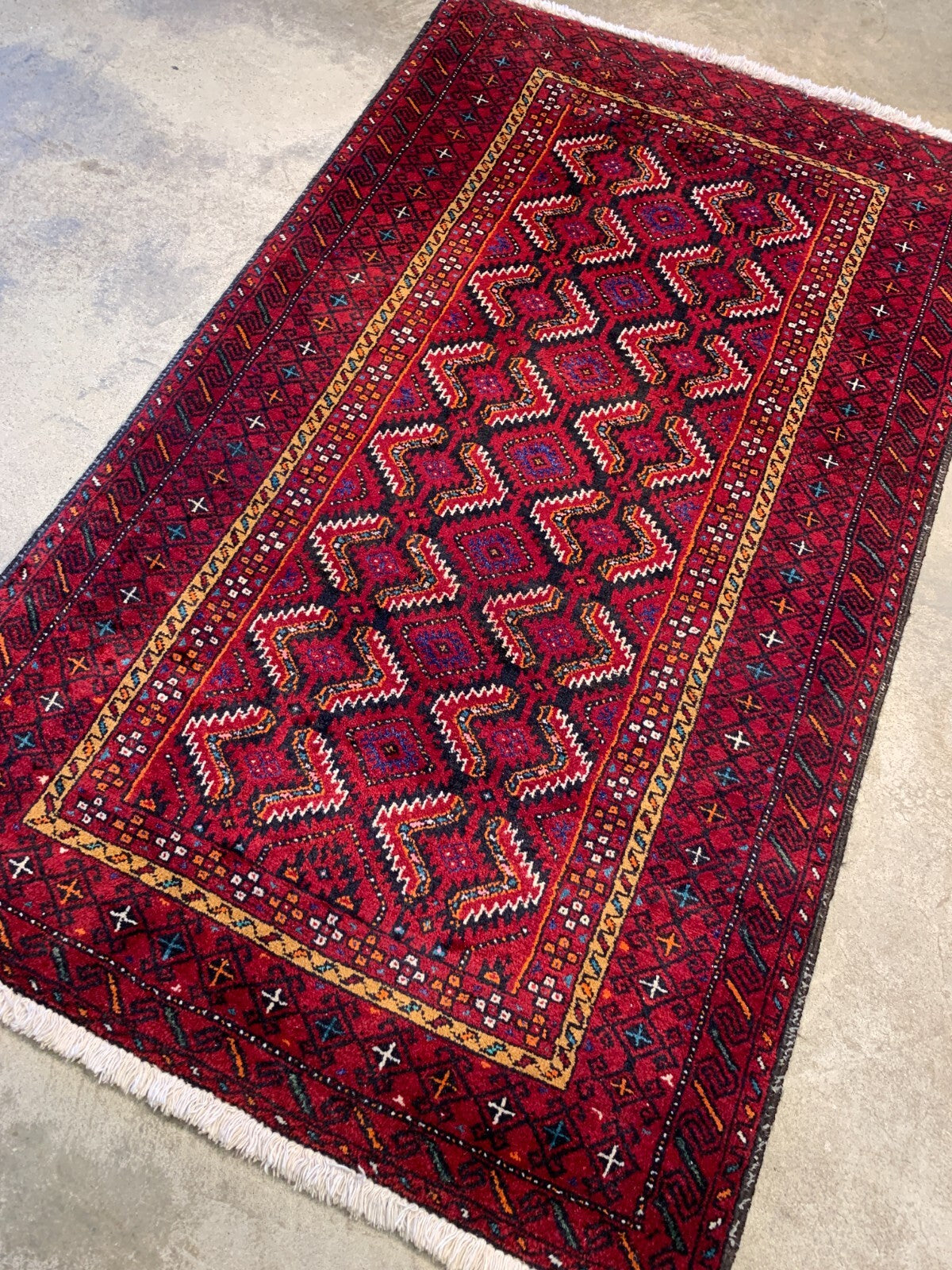 3'3"x5'7'' Hand-Knotted 100% Wool Baluchie Area Rug - Area Carpet