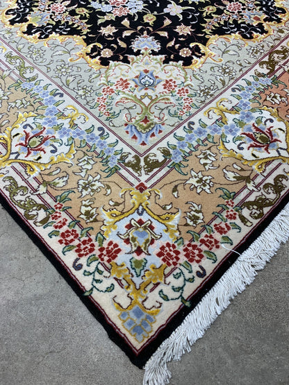 5'1"x7'1" Very Fine Hand-Knotted Wool & Silk Blend Tabrize Carpet - Area Rug