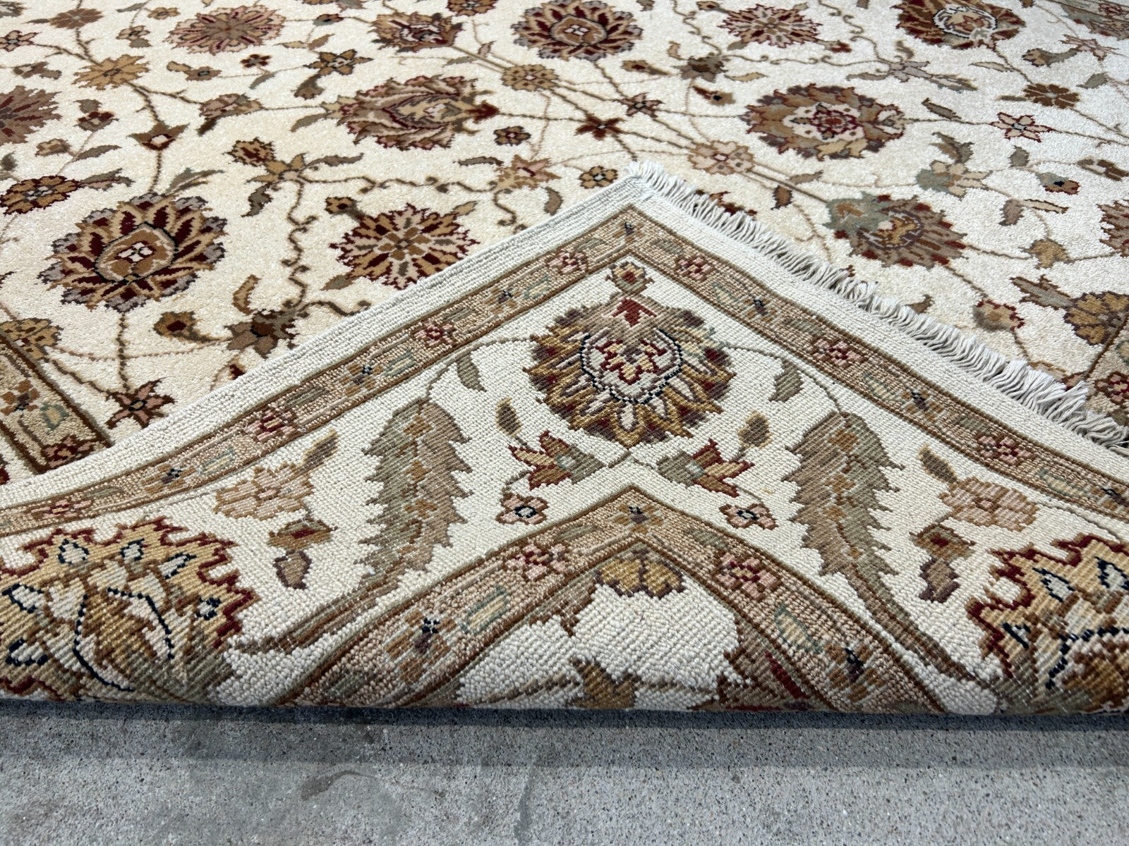 5'8"x8'2" Hand-Knotted 100% Wool Pile Arut Carpet - Area Rug