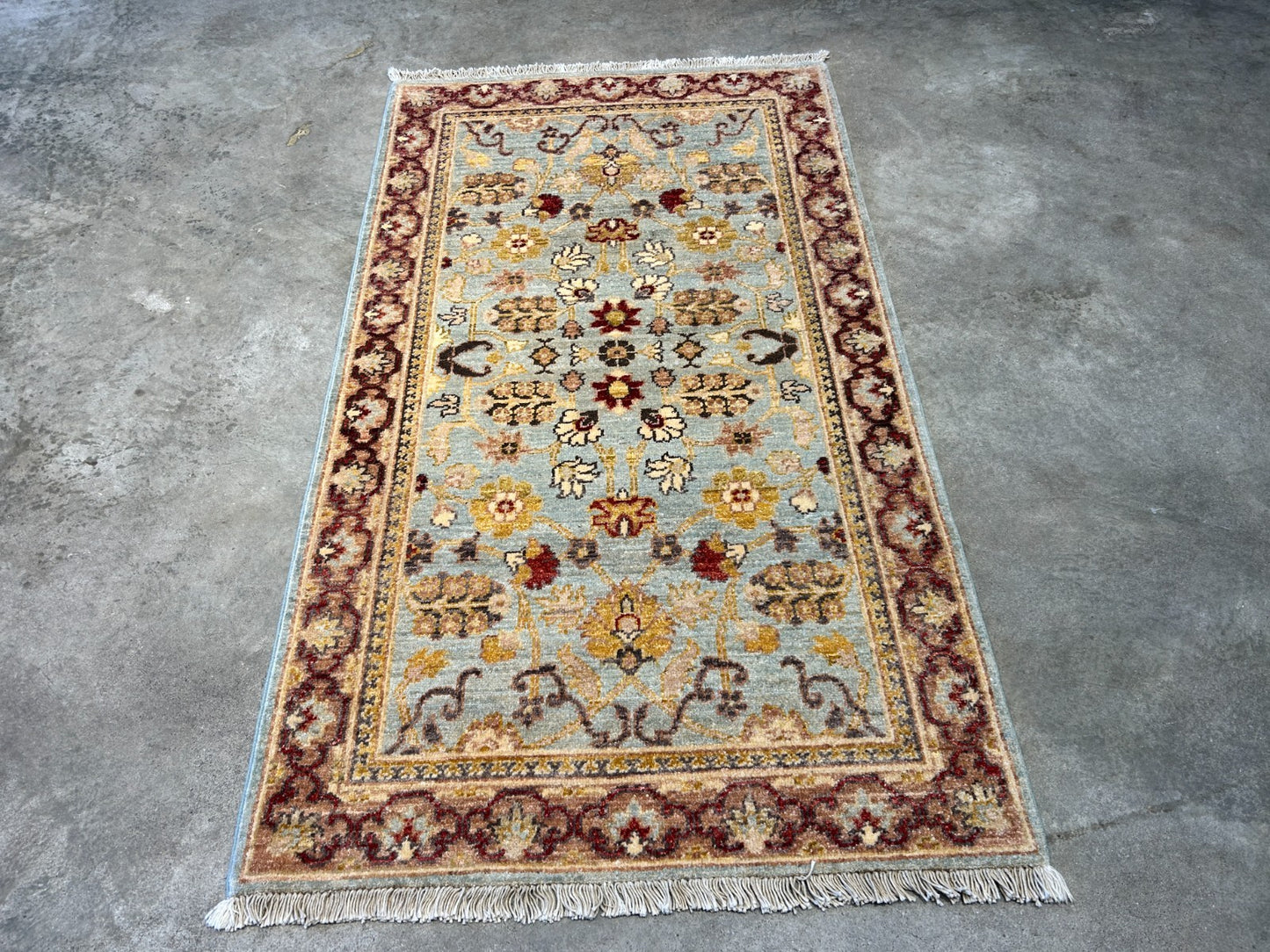 3'x5'2" Fine Hand-Knotted 100% Wool Pile Pakpishawar Area Rug