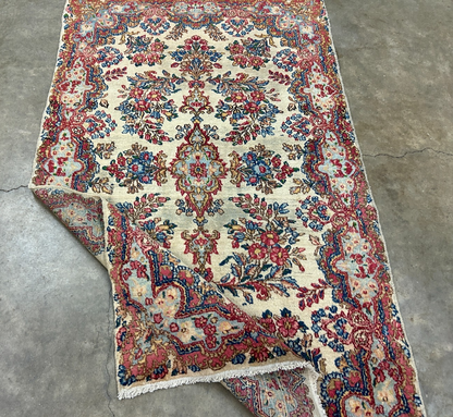 2'11"x5'1" Antique Hand-Knotted 100% Wool Pile Kermane Area Rug - Carpet