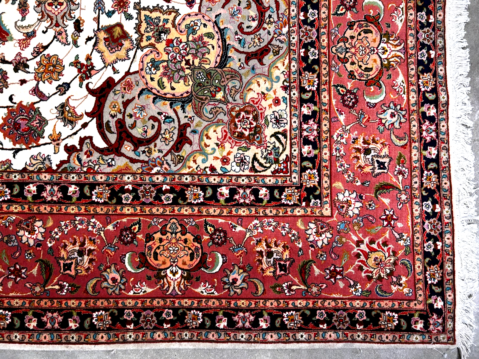 8'3"x11'3" Fine Hand-Knotted Wool & Silk Tabrize Rug