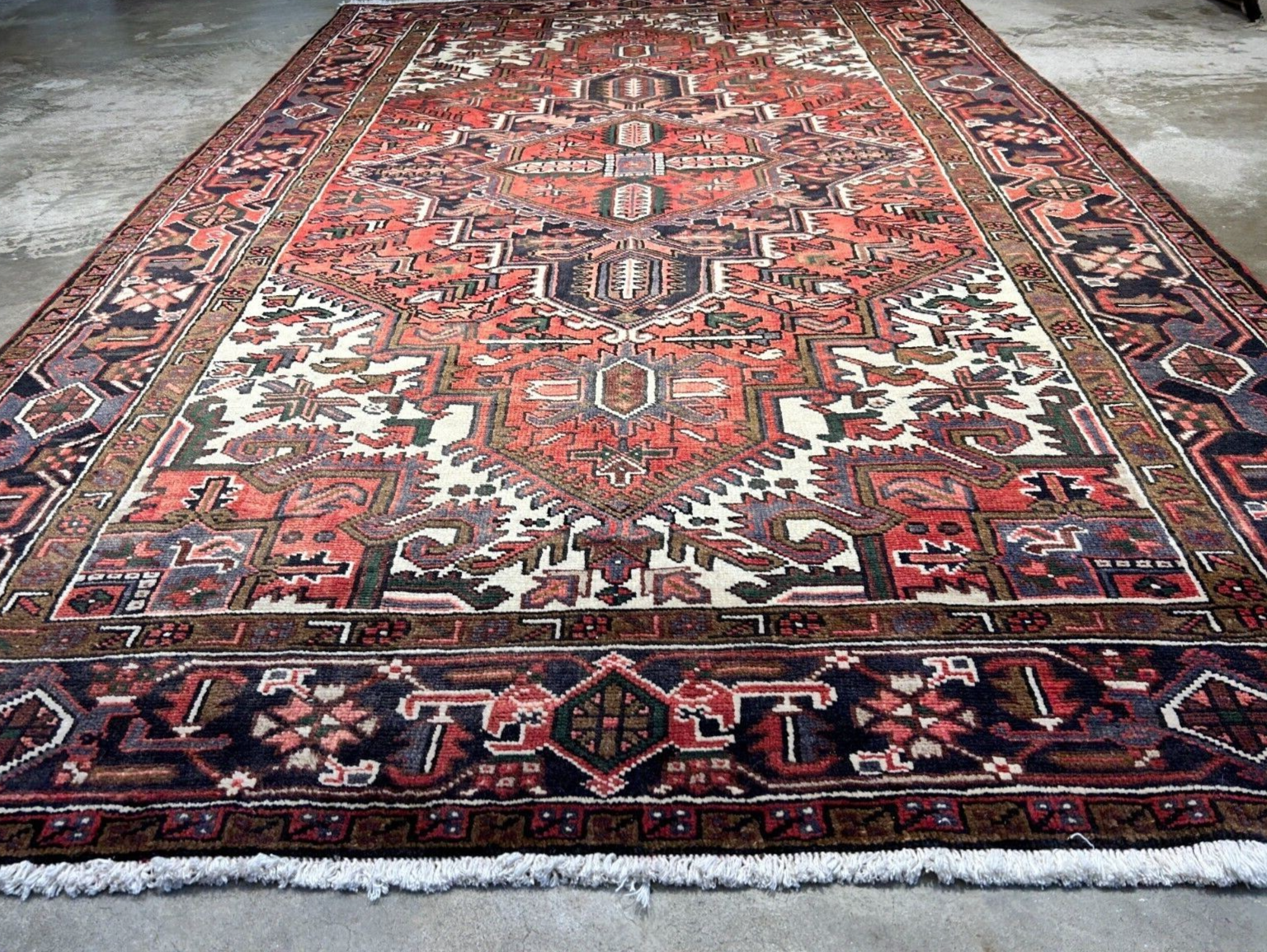 6'7" x 10'4" One-of-a-kind 100% Wool Pile Herize Area Rug - Handamade Carpet