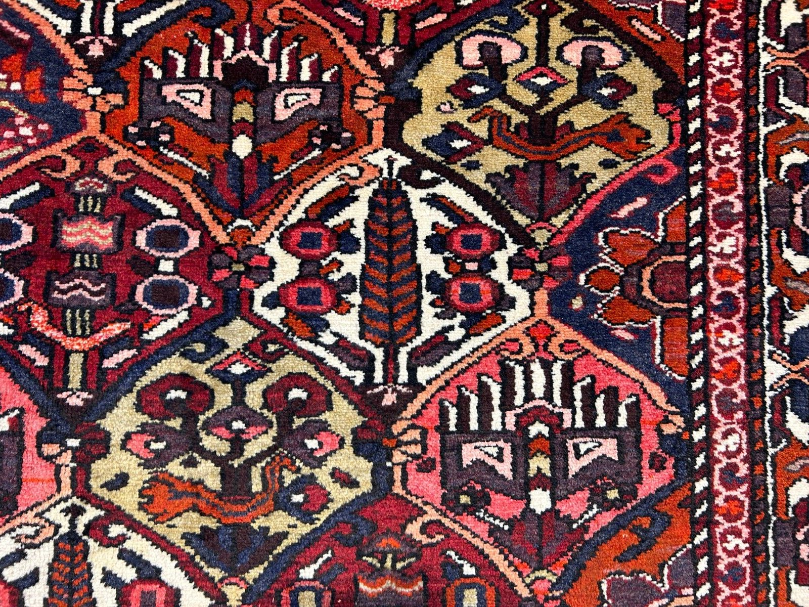 6'6"x10'1" Hand-Knotted 100% Lamb Wool Bakhtiarie Carpet - Area Rug