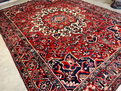 10'2"x13'1" Hand-Knotted 100% Wool Pile Bakhtiarie Rug