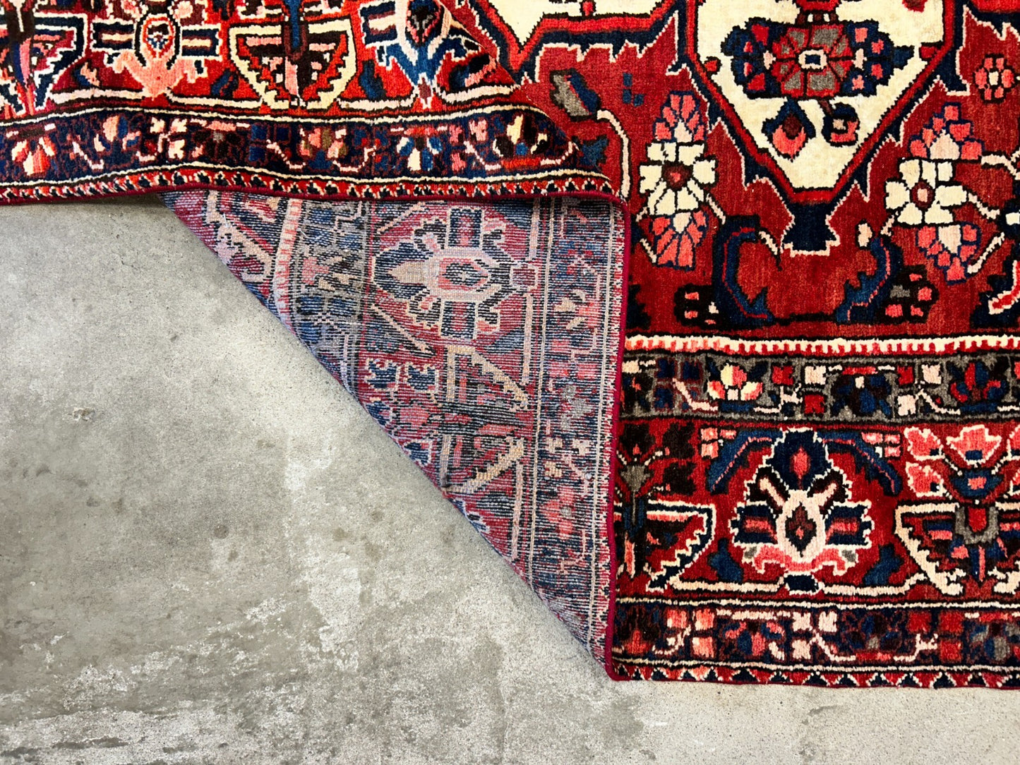 10'2"x13'1" Hand-Knotted 100% Wool Pile Bakhtiarie Rug