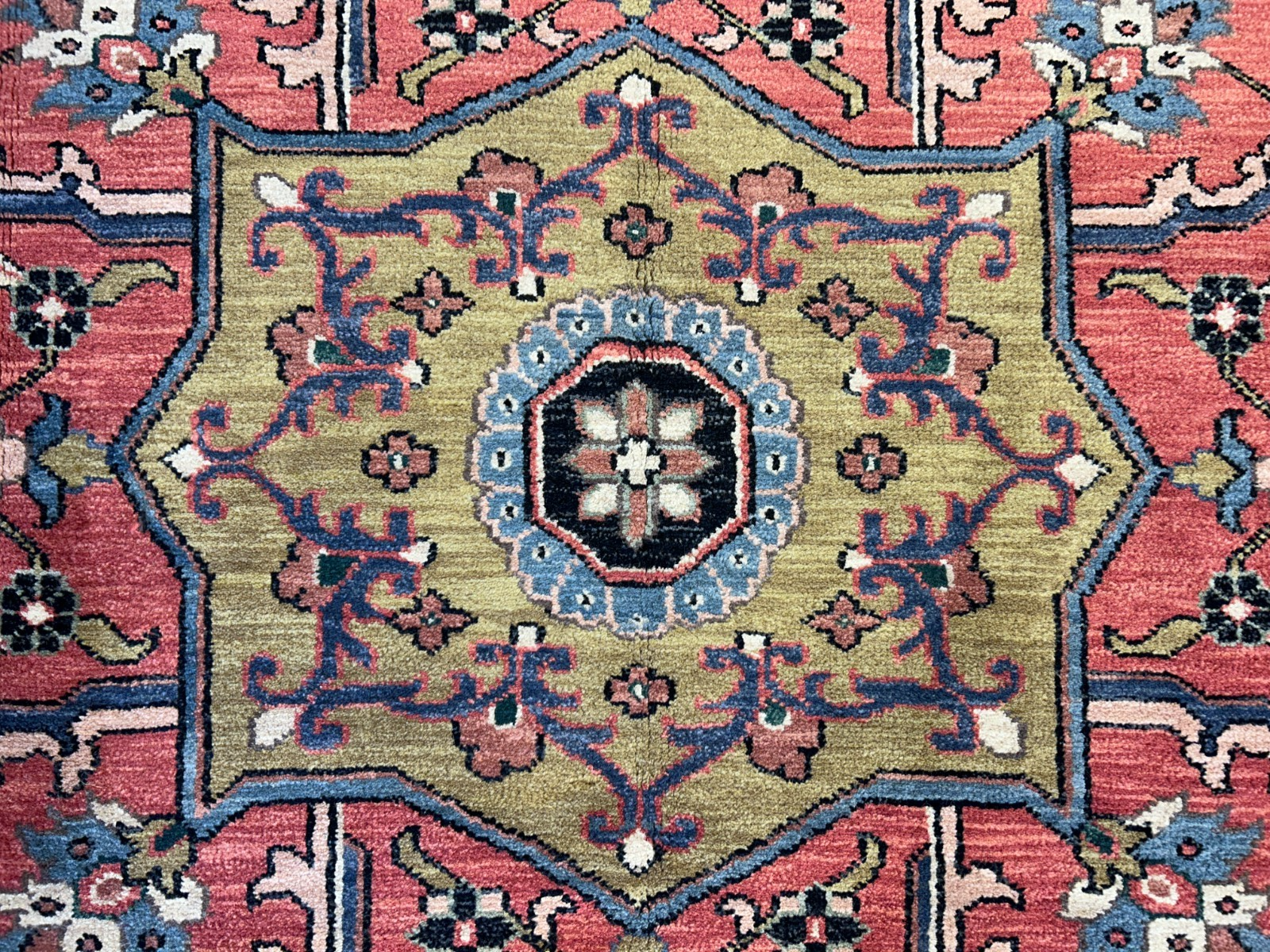 9'x11'10" Hand-Knotted 100%  Wool Pile IndoHeriz Rug