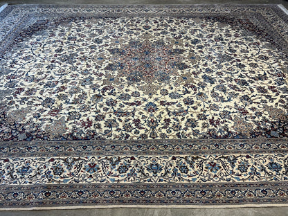 10'3"x14'1" Extra Fine Hand-Knotted Wool & Silk Naine Rug