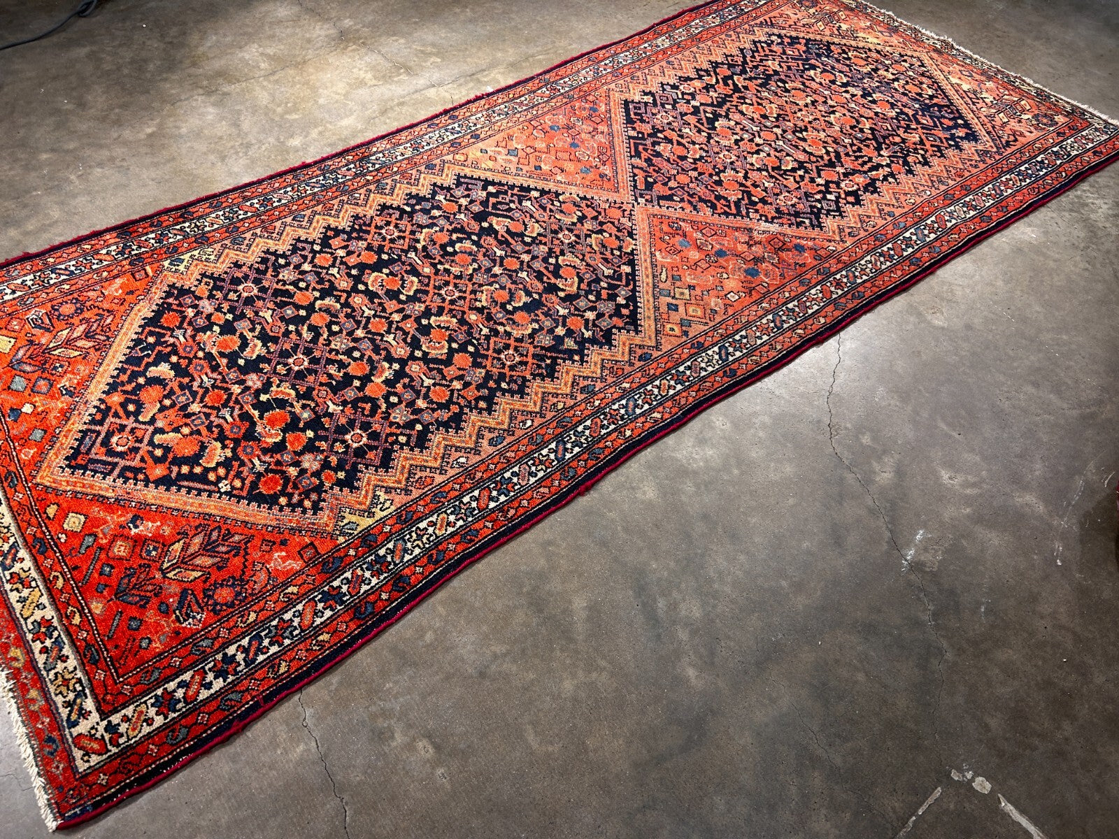 3'8" x 9'11" Hand-Knotted 100% Wool Pile - Malayere Runner