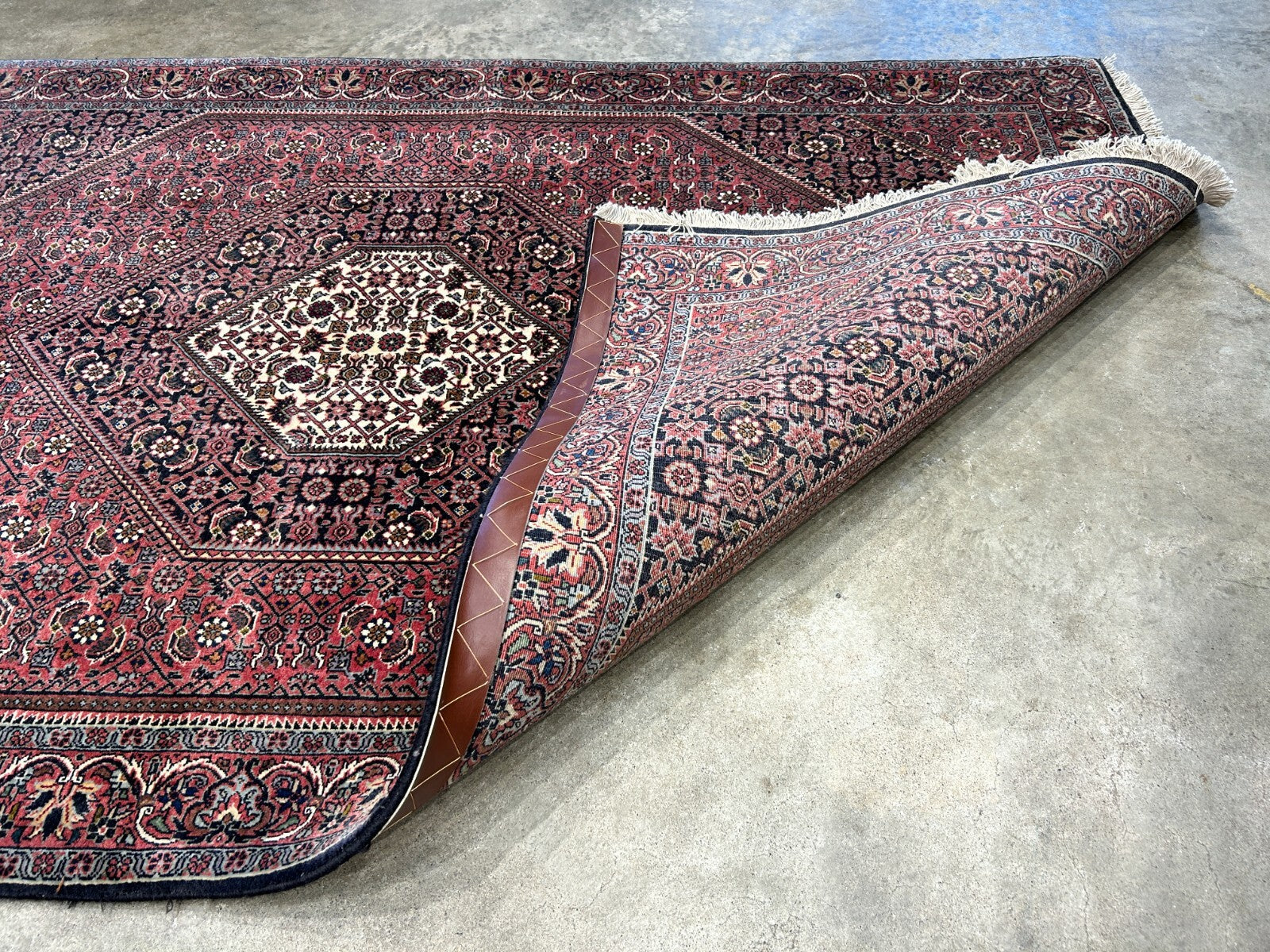 3'8"x5'10" Hand-Knotted 100% Wool Bidjare Carpet - Area Rug