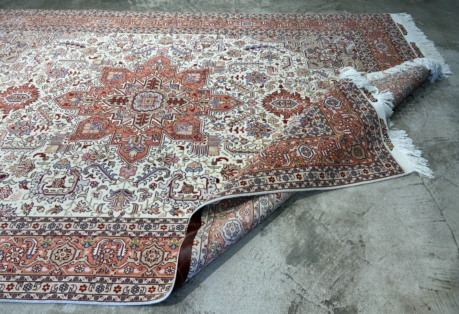 6'7"x9'10" Fine Hand-Knotted Wool & Silk Blend Tabrize Herize Carpet - Area Rug