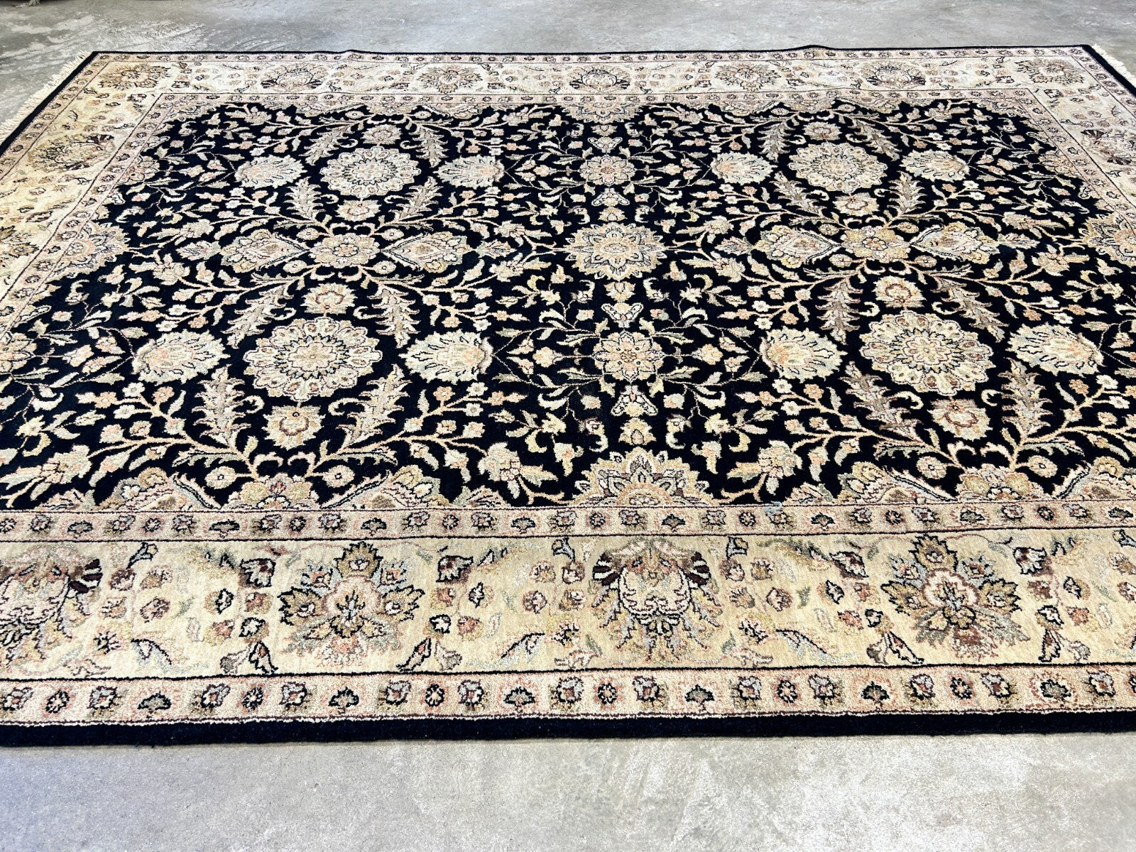 8'10"x12'7" Hand-Knotted 100% Lamb Wool IndoAgra Carpet - Area Rug