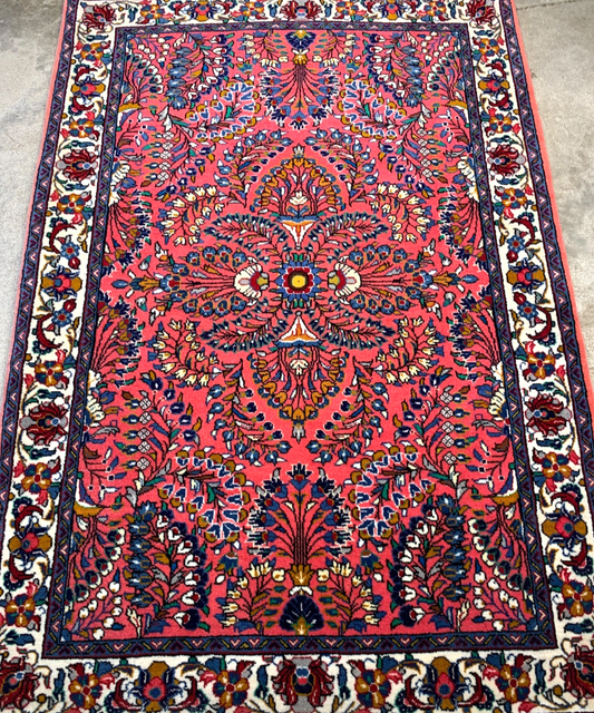 3'6"x5'2'' Hand-Knotted 100% Wool Pile Sarouke Area Rug