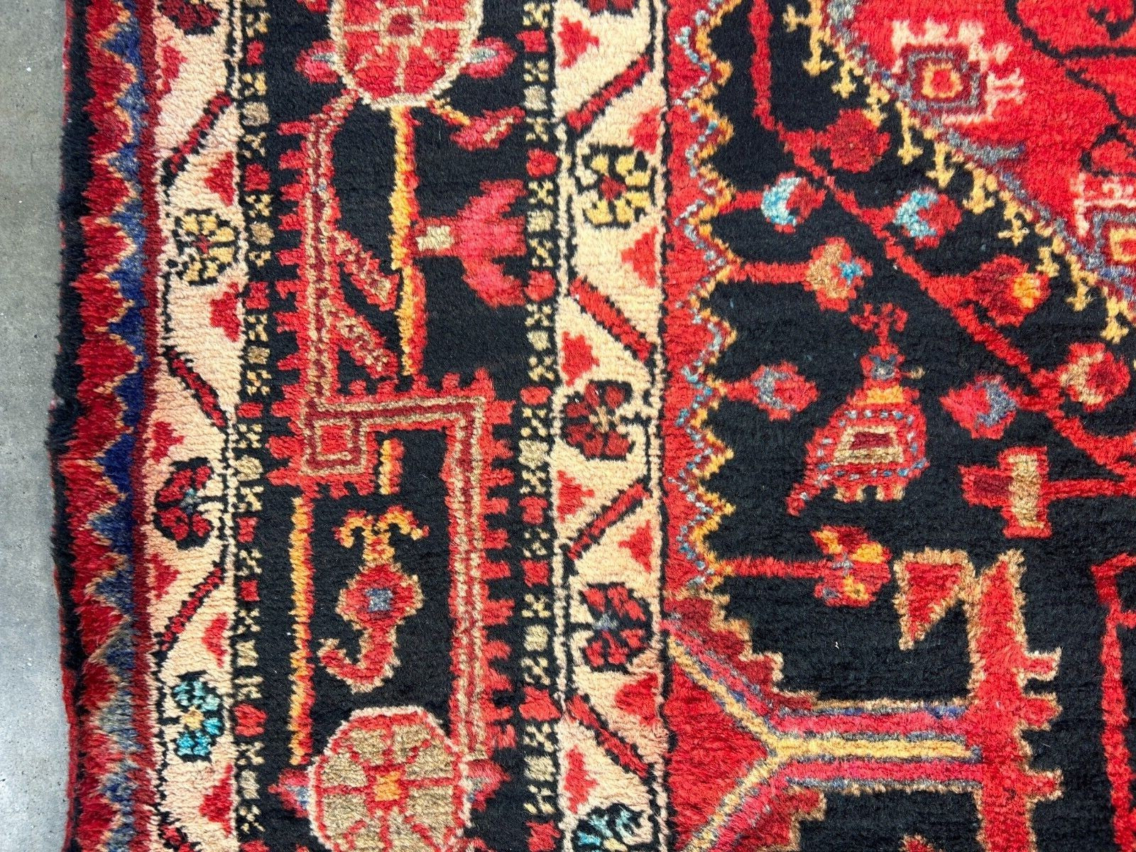 4'10" x 10'0" Hand-Knotted 100% Wool Pile Nahavande Area Rug - Carpet