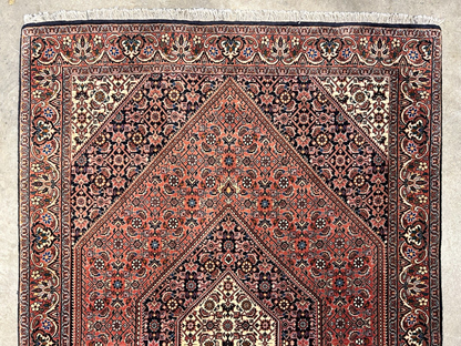 3'8"x5'6" Hand-Knotted 100% Wool Bidjare Carpet - Area Rug