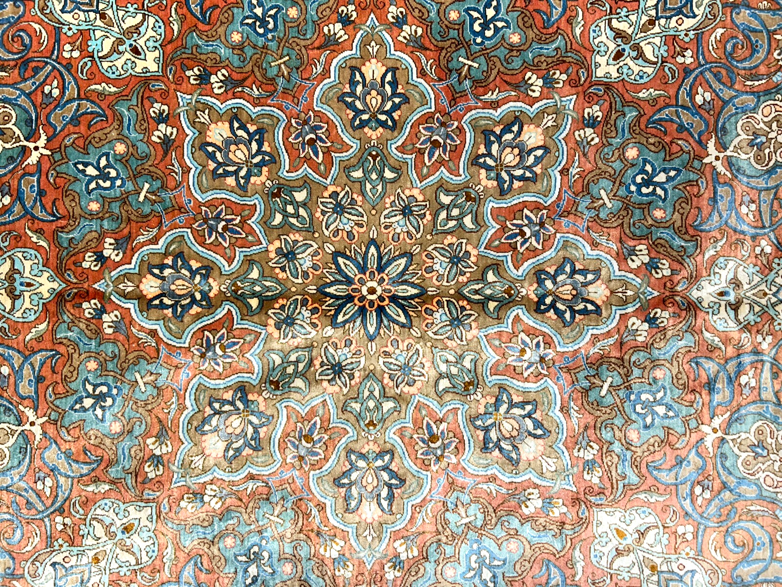 9'10"x13' Exquisite Signed Hand-Knotted 100% Silk Qume Rug