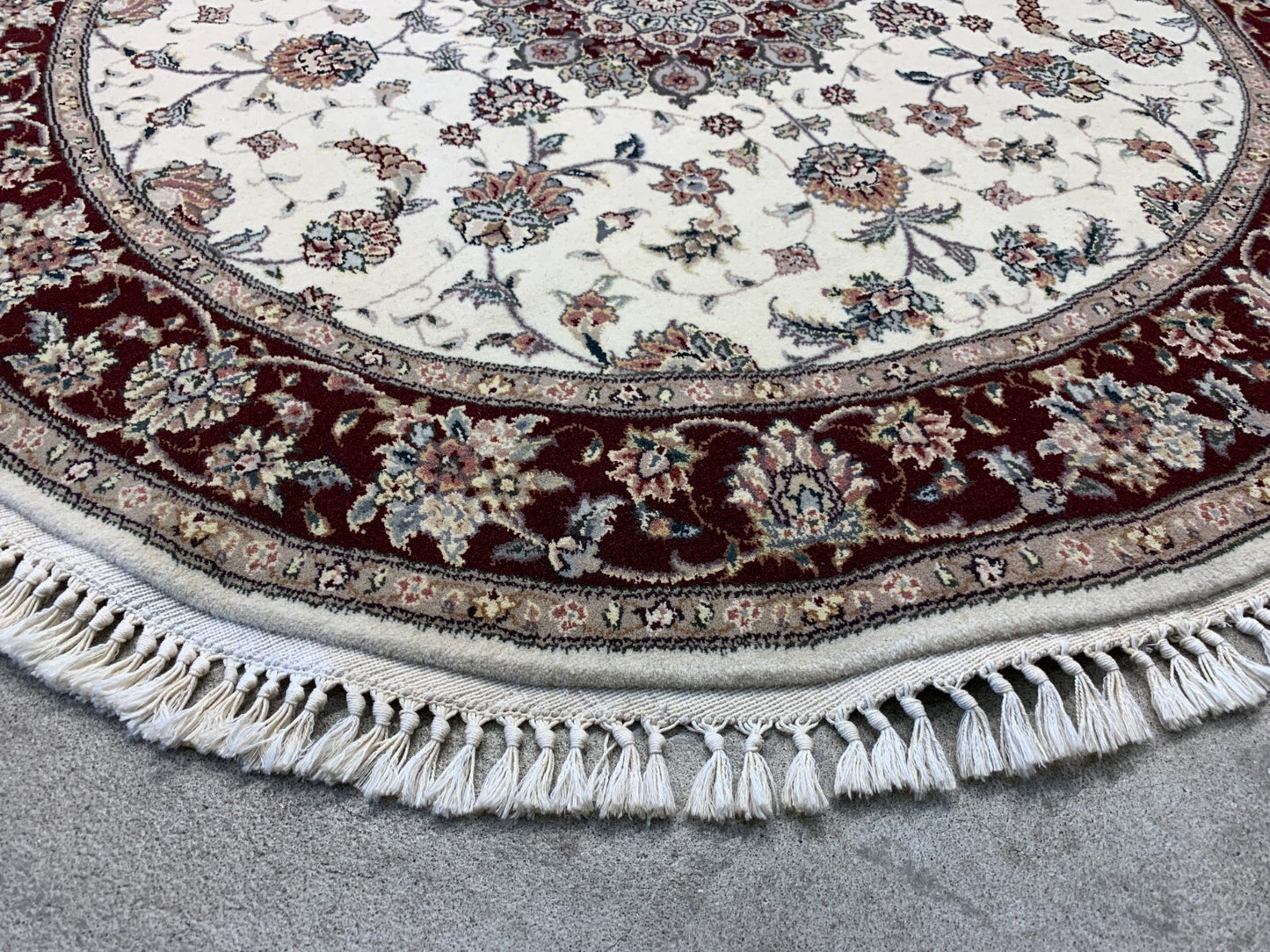 4' Diameter Exquisite Hand-Knotted 100% Wool Pile Oriental Rug