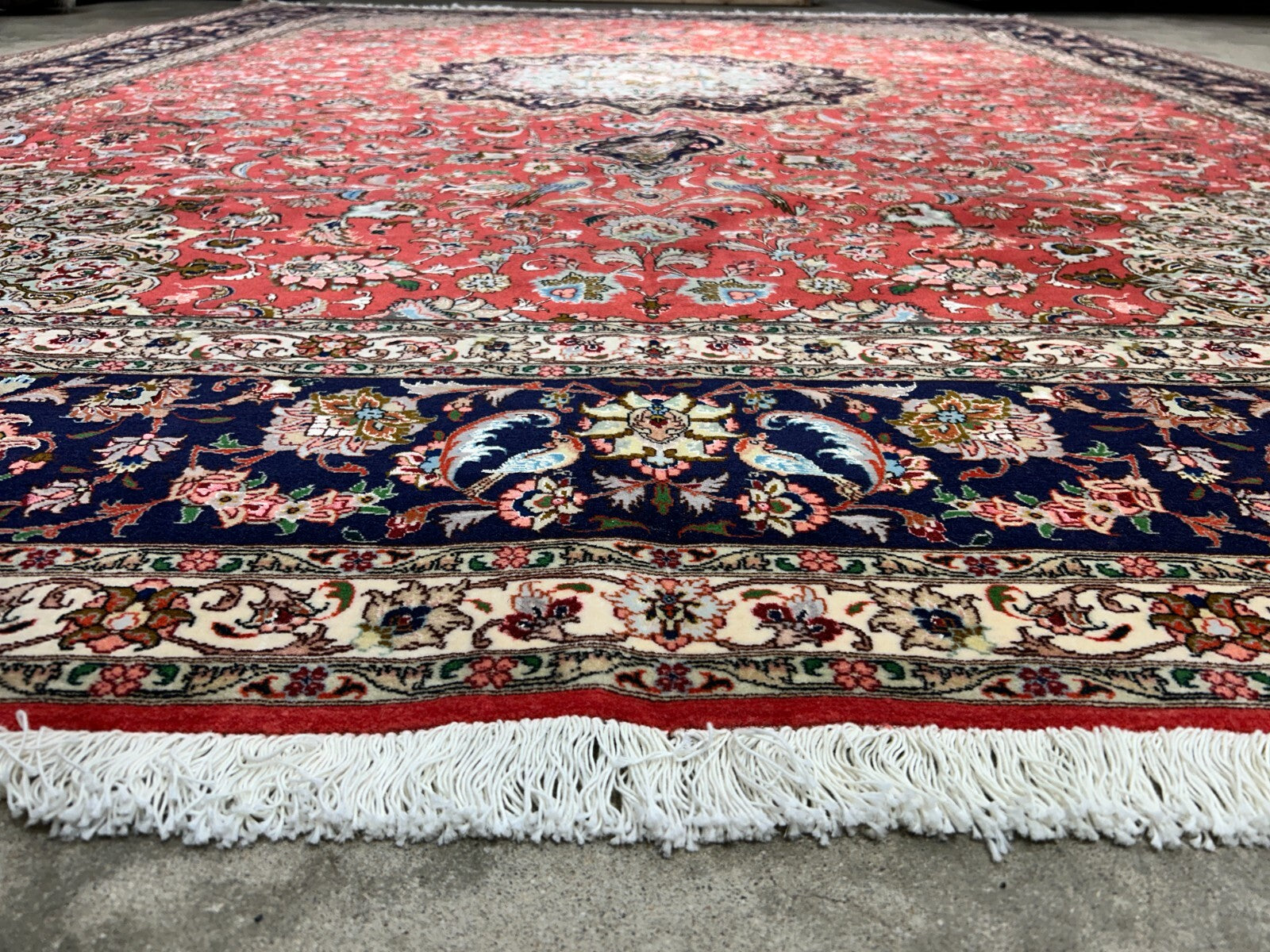 9'11"x12'10" Fine Hand-Knotted Wool & Silk Tabrize Rug