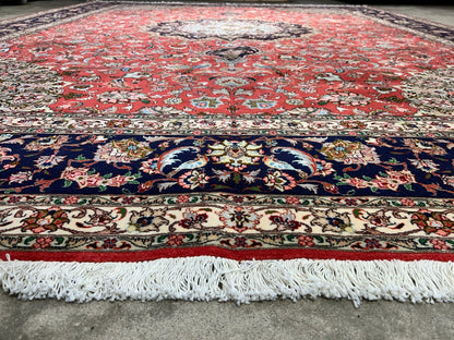 9'11"x12'10" Fine Hand-Knotted Wool & Silk Tabrize Rug