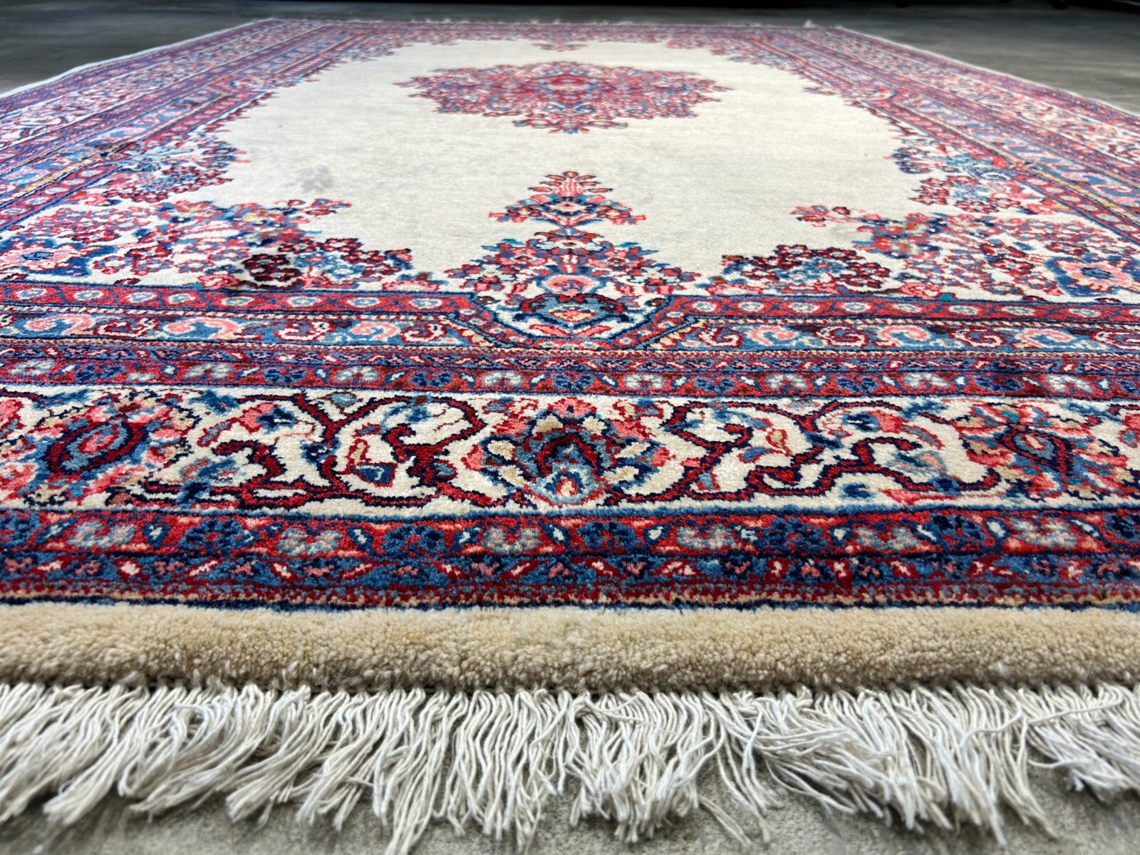 6'3"x9'5" Hand-Knotted 100% Wool Pile Sarouke Carpet - Area Rug