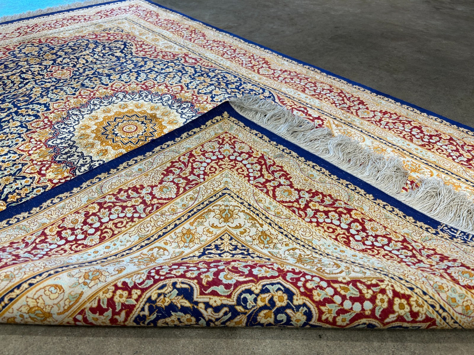 3'3"x5' Exquisite Extra-Fine Hand-Knotted 100% Silk Qume Area Rug - Carpet