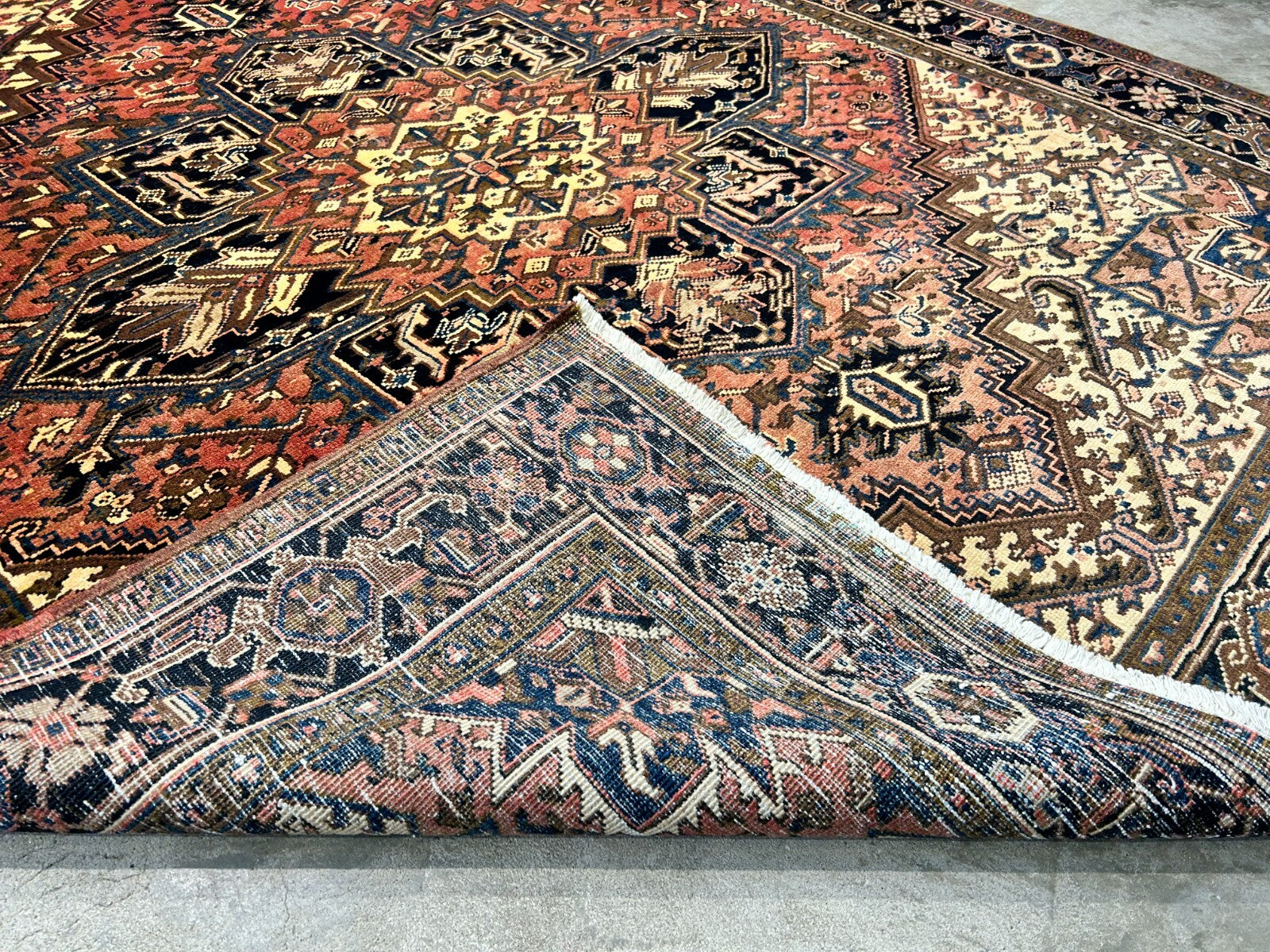 7'8"x8'10" Hand-Knotted 100% Wool Herize Carpet - Area Rug - Square Shaped
