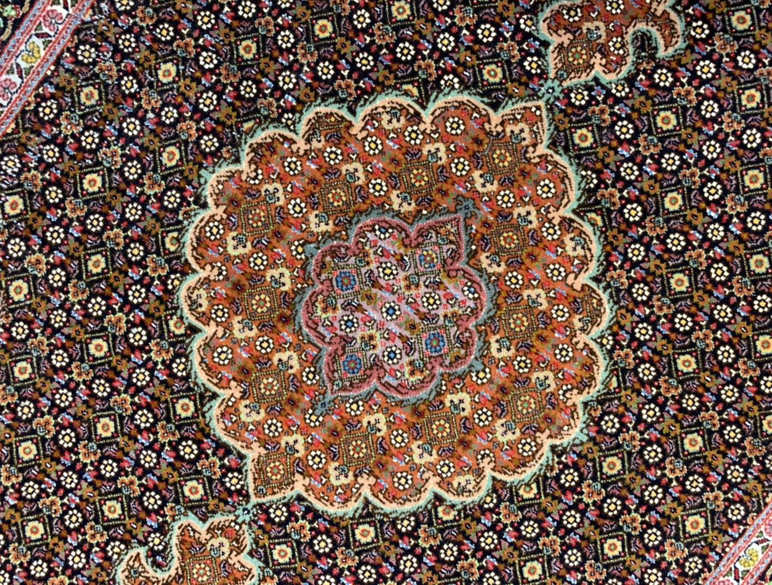 3'6"x5' Fine Hand-Knotted Wool & Silk Blend Tabrize Mahi Area Rug