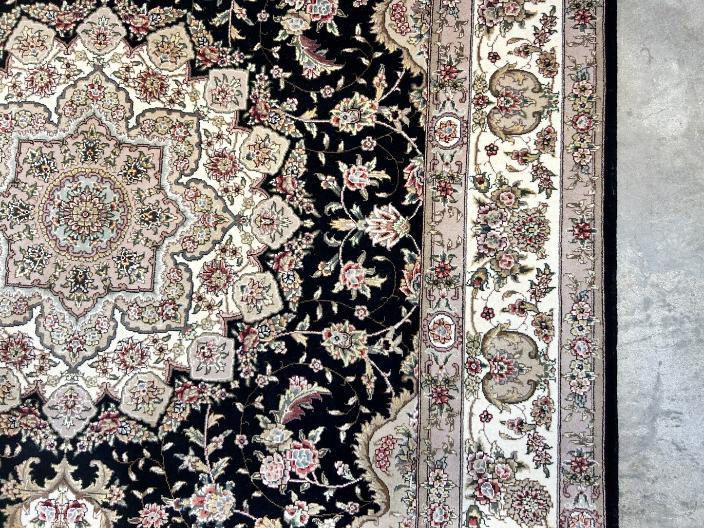 6'x9' Hand-Knotted 100% Wool Pile SinoPersian Carpet - Area Rug