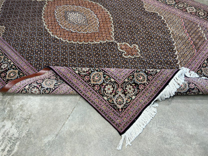 6'7"x9'9" Fine Hand-Knotted Wool & Silk Blend Tabrize Mahi Area Rug