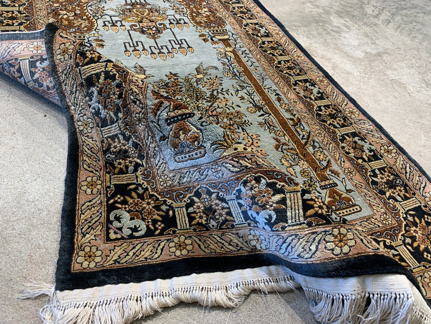2'7"x4'1" Very Fine Hand-Knotted 100% Silk Prayer Rug