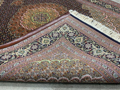 4'10"x6'4" Fine Hand-Knotted Wool & Silk Blend Tabrize Mahi Carpet - Area Rug