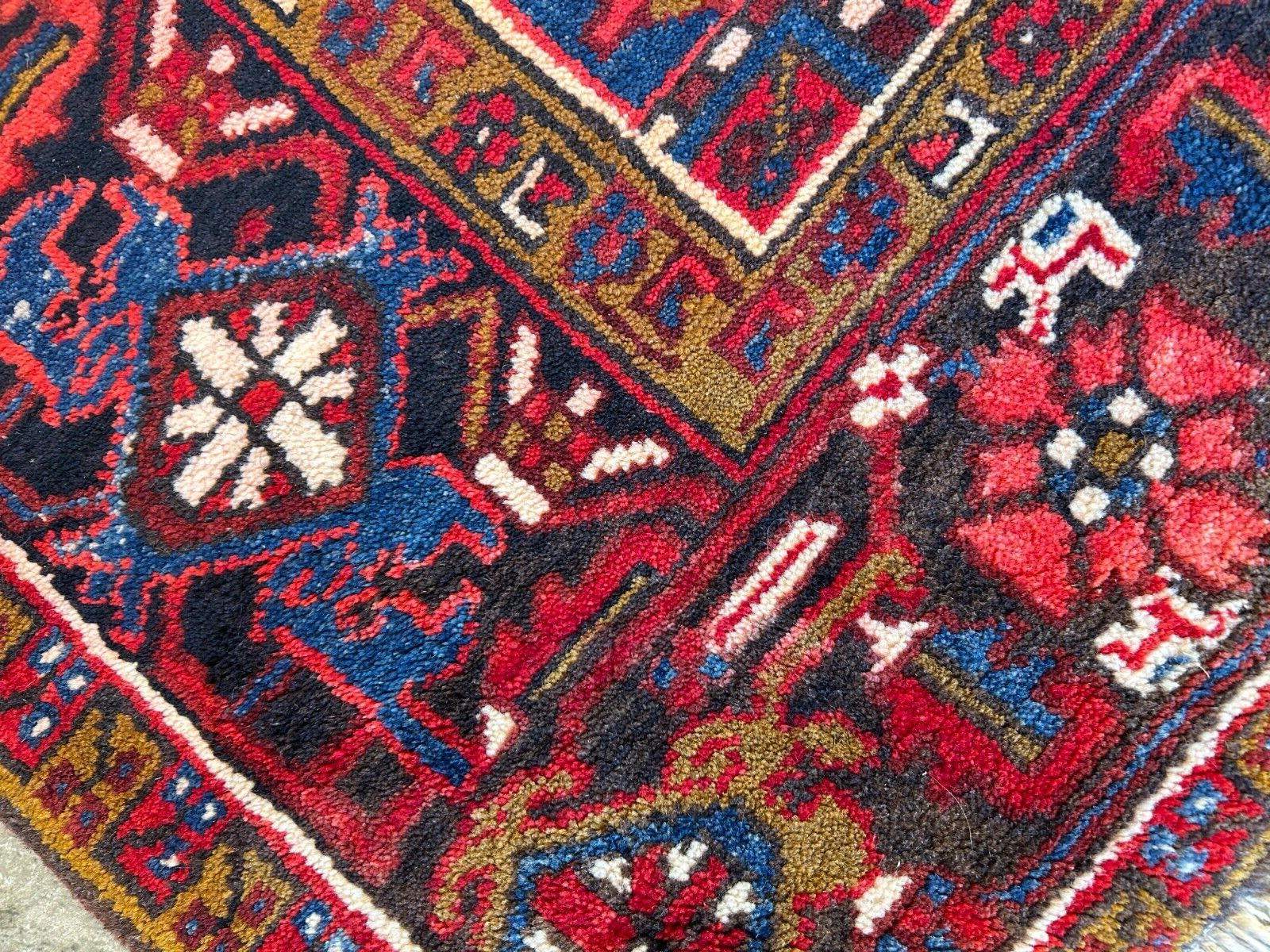 7'9"x11'2" Hand-Knotted 100% Wool Pile Herize Rug