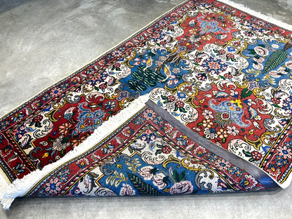 3'5"x5'2" Hand-Knotted 100% Lamb Wool Bakhtiarie Area Rug