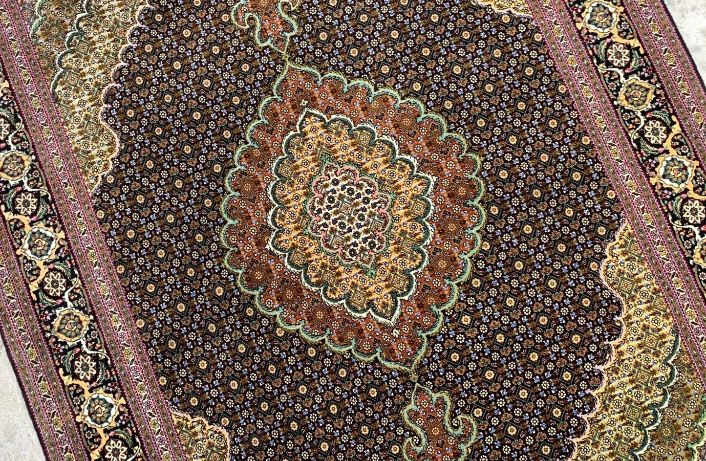 5'x6'8" Fine Hand-Knotted Wool & Silk Blend Tabrize Mahi Carpet - Area Rug