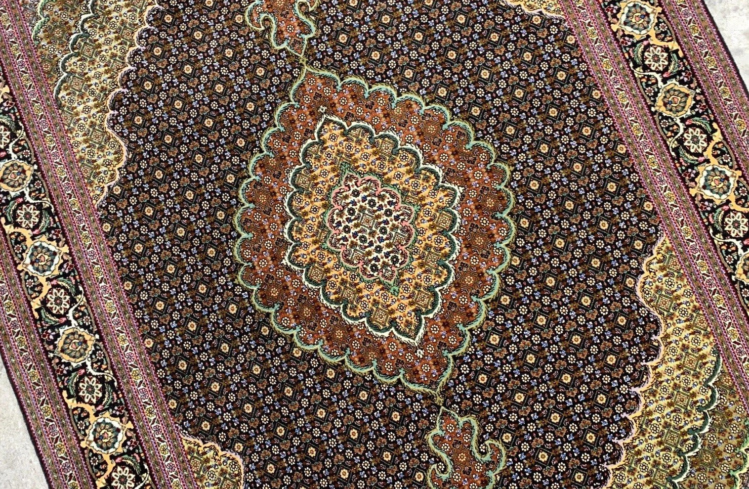 5'x6'8" Fine Hand-Knotted Wool & Silk Blend Tabrize Mahi Carpet - Area Rug