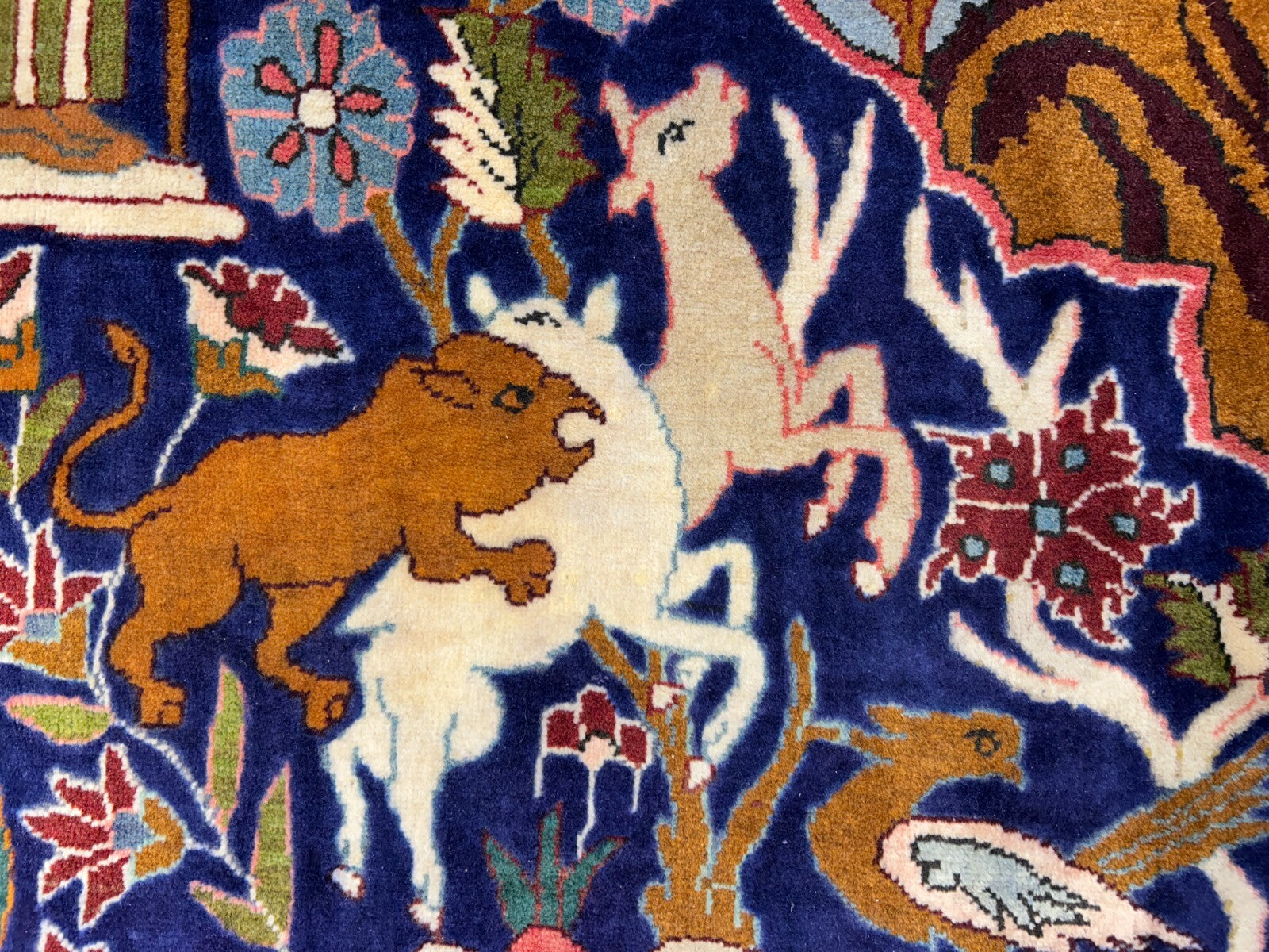 8'4"x11'10" Hand-Knotted 100% Wool Pile Pictorial Kolyayie Rug