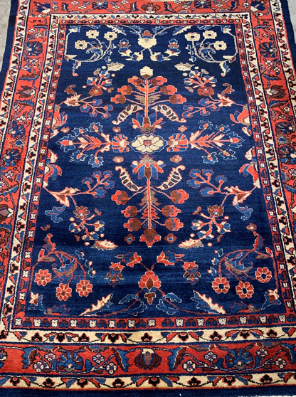 5'1"x6'6" Collector Antique Hand-Knotted 100% Wool Pile Lilihane Rug