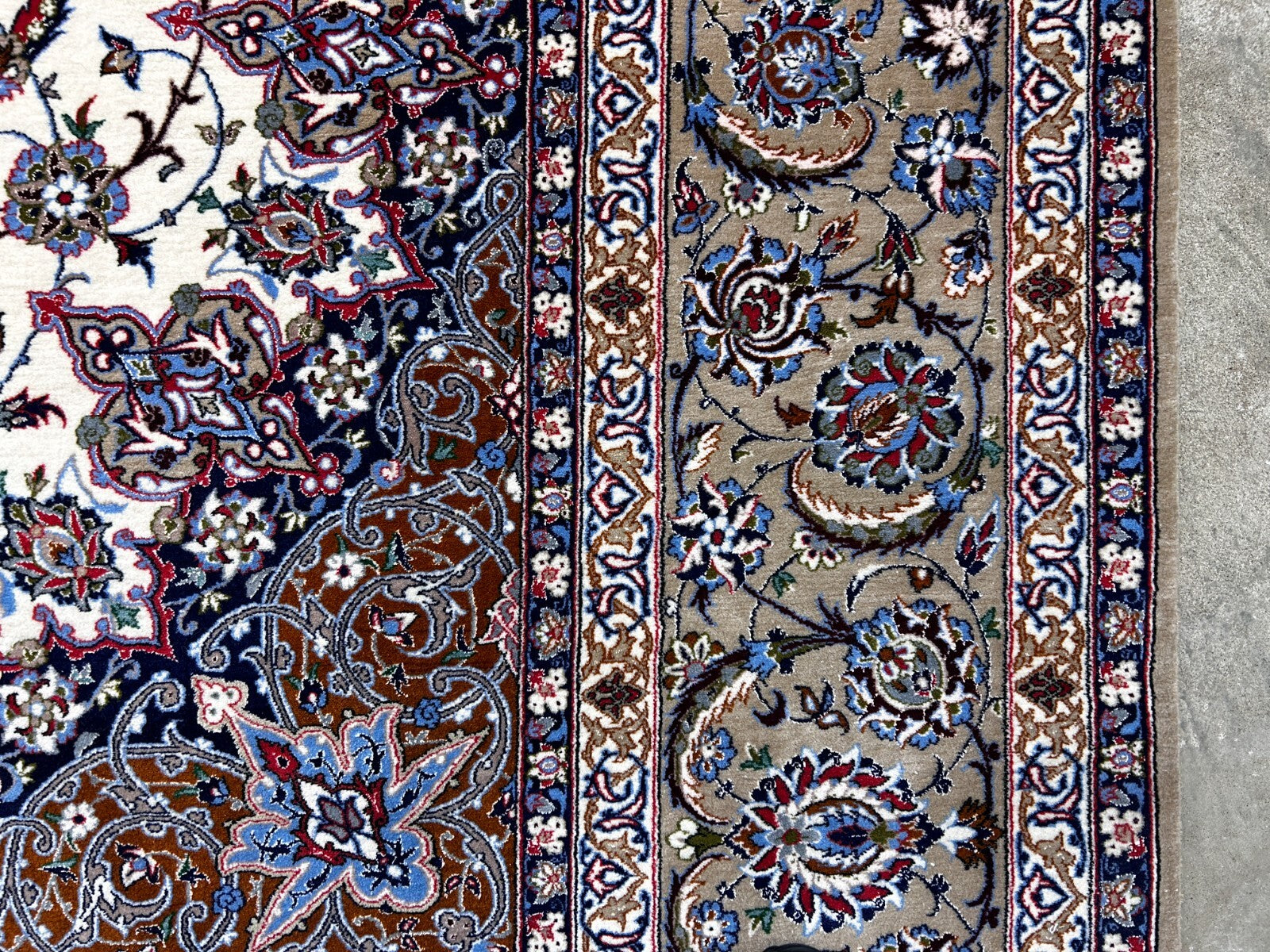  8'6"x12'1'' Very Fine Silk & Wool Isfahane Area Rug - Area Carpet