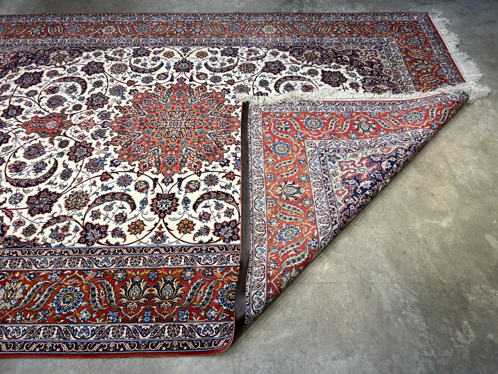 6'9"x9'10" Extra Fine Hand-Knotted Wool & Silk Isfahane Seirafian Rug