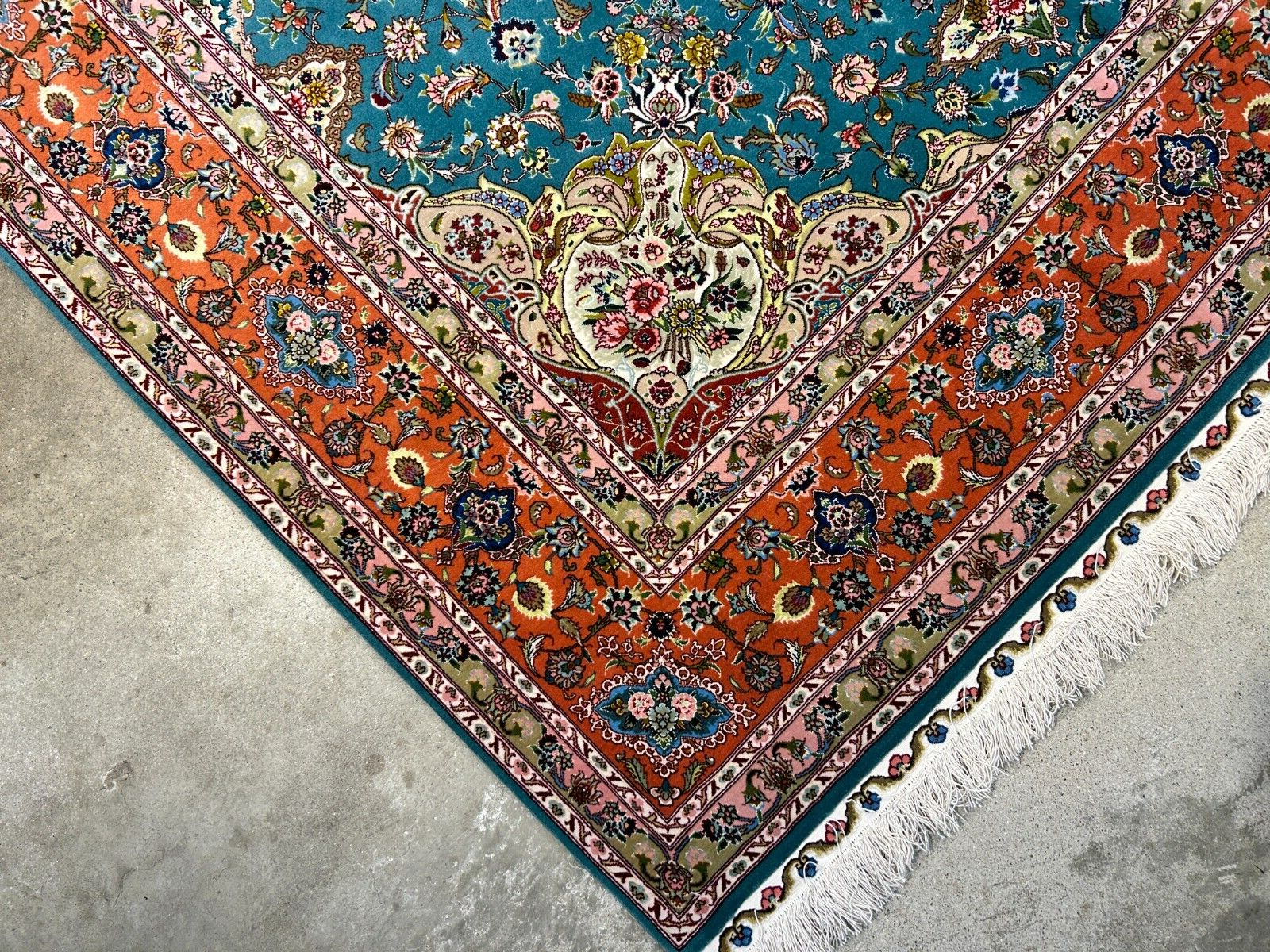 5'9"x9'5" Extra-Fine Hand-Knotted Wool & Silk Blend Tabrize Carpet - Area Rug