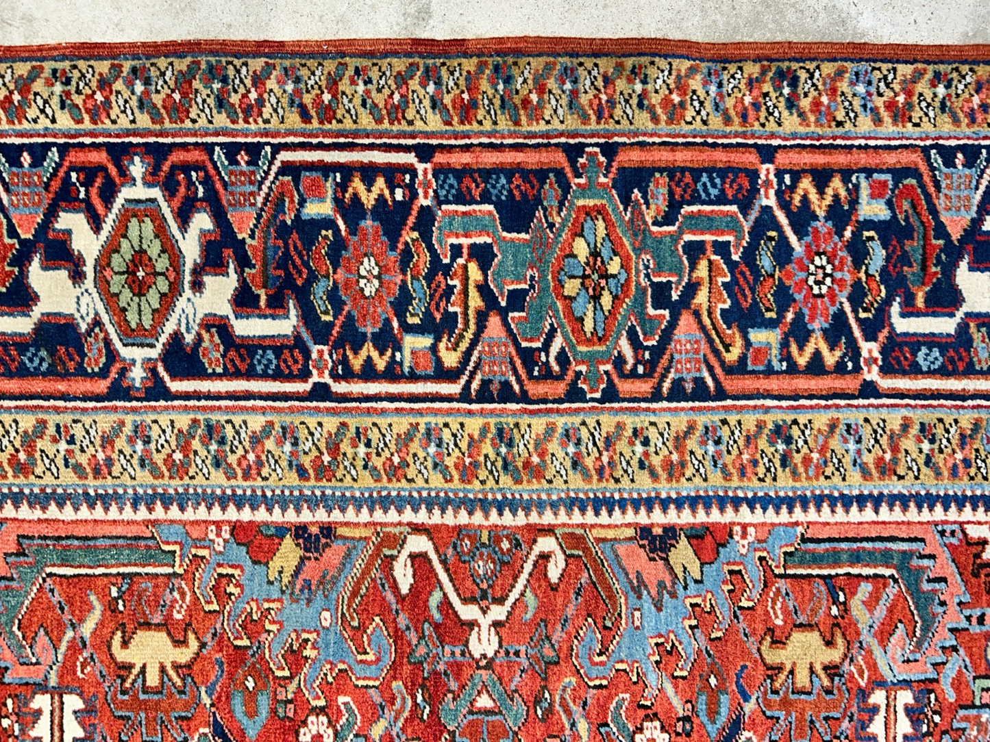 Collector Item - 9'1"x12'2" Antique Fine Wool Herize Hand-Knotted Rug