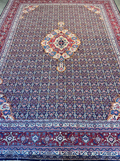 8'11"x11'8" Hand-Knotted 100% Wool Pile Bidjar Rug