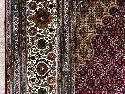 8'2"x11'10" Fine Hand-Knotted Silk & Wool Tabrize Fish Style Rug