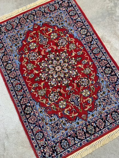 2'4"x3'3" Fine Hand-Knotted Wool & Silk Isfahane Mahi Rug