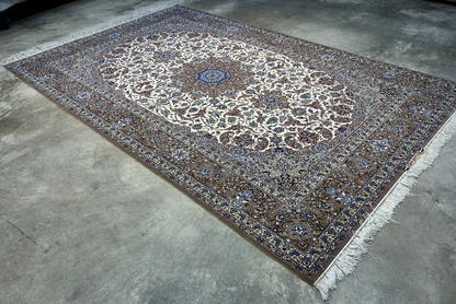 6'9"x10'6" Very Fine Hand-Knotted Wool & Silk Isfahane Rug - Area Carpet