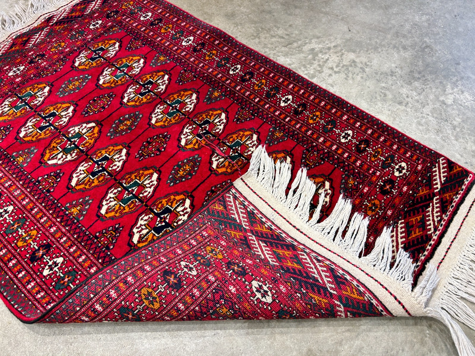 2'8"x3'10" Hand-Knotted 100% Wool Pile Bokhara Rug