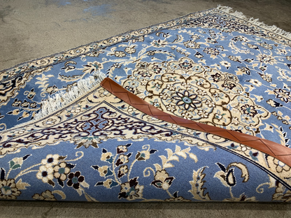 3'0"x4'6" Fine Hand-Knotted Wool & Silk Blend Naine Carpet - Area Rug