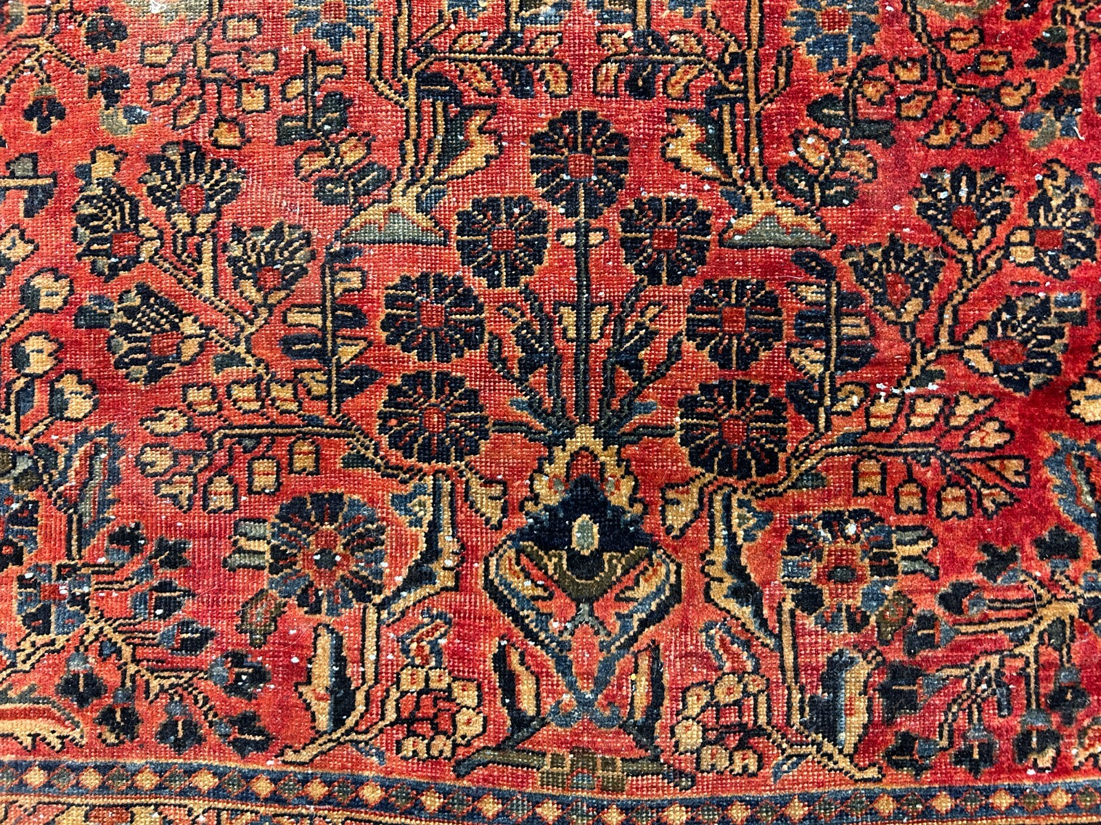 4'9"x6'3" Collector Antique Hand-Knotted 100% Wool Sarouke Rug